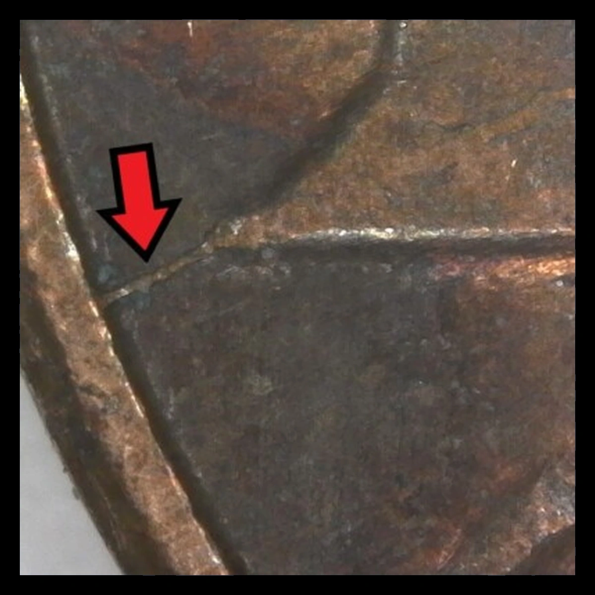 1980 Lincoln Penny: Die Crack / Die Chip