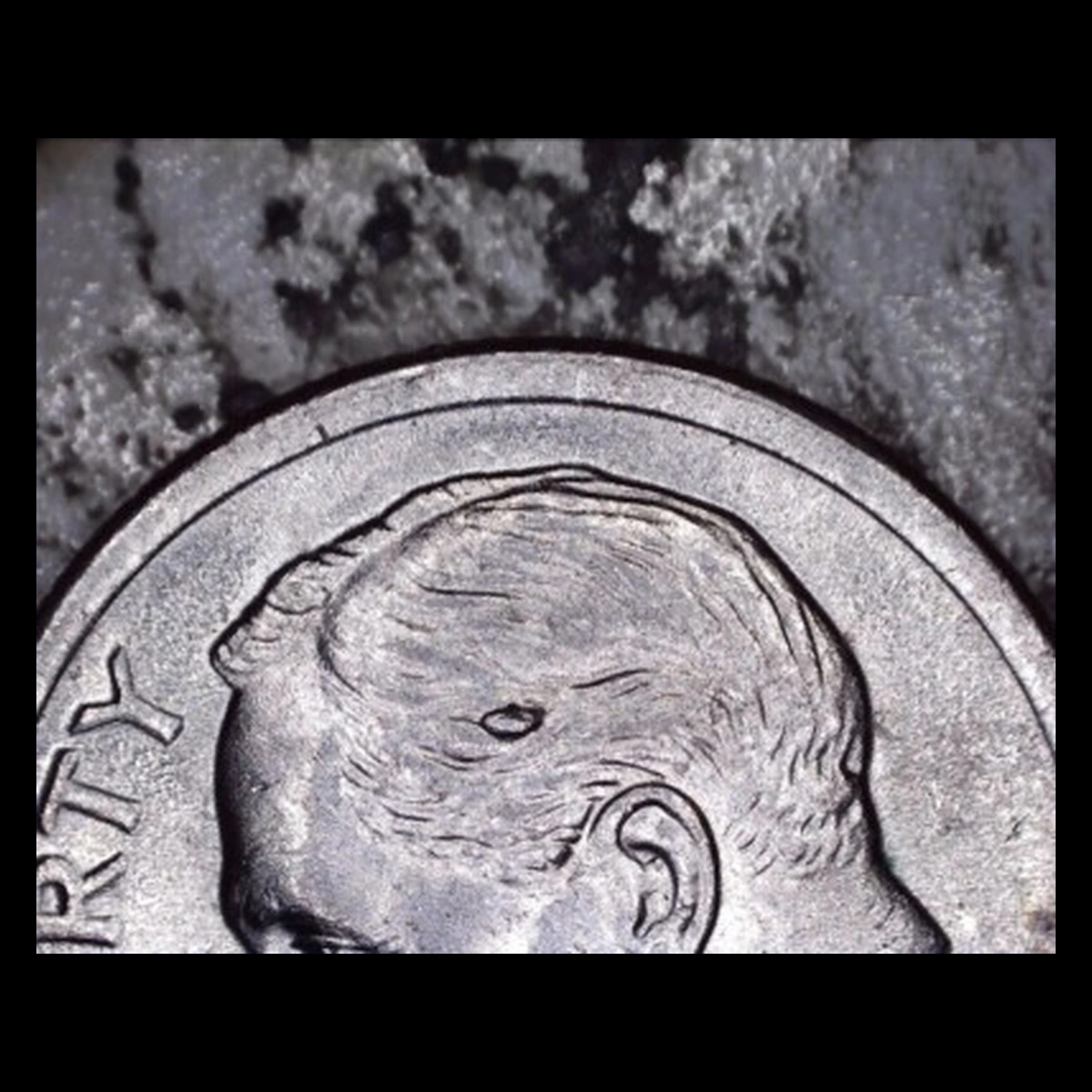 2001 Roosevelt Dime: Die Crack / Die Chip