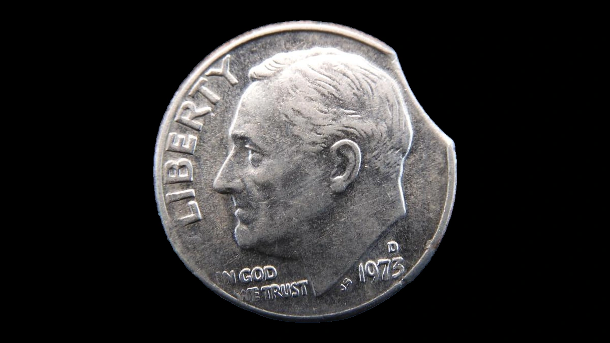 1973 Roosevelt Dime: Clipped Planchet