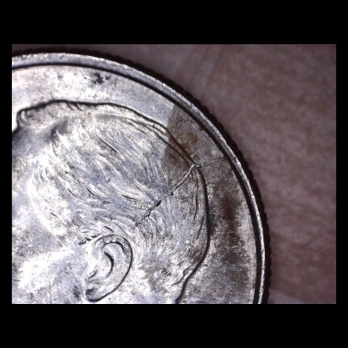 2004 Roosevelt Dime: Die Crack / Die Chip